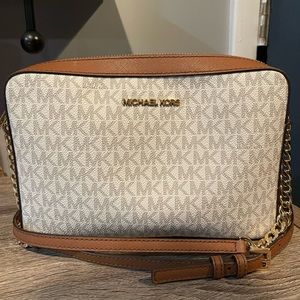 Classic White Michael Kors Cross Body